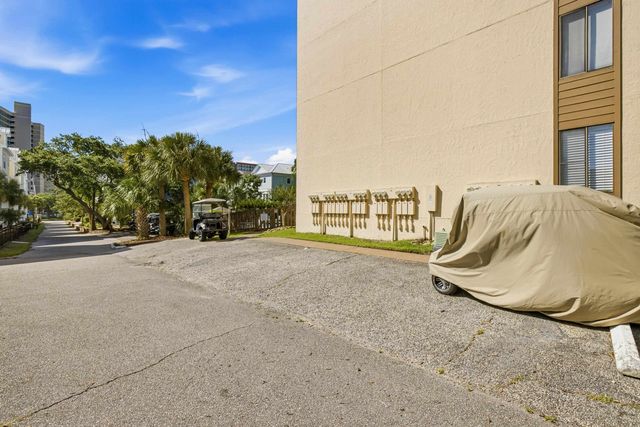 310 73rd Ave N Apt 1A, Myrtle Beach, SC 29572