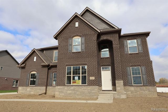 12147 Moore Lane, Washington, MI 48094