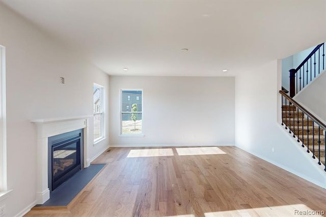 12147 Moore Lane, Washington, MI 48094