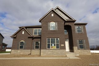 12147 Moore Lane, Washington, MI 48094