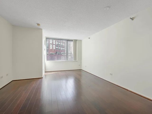 440 N McClurg Court 807, Chicago, IL 60611
