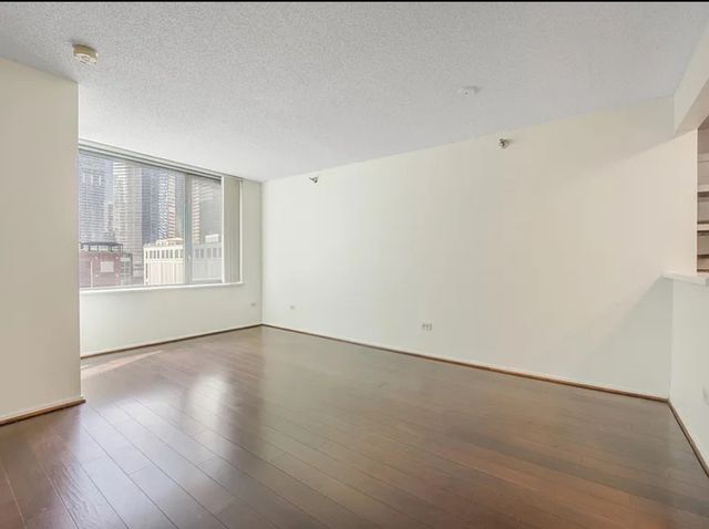 440 N McClurg Court 807, Chicago, IL 60611
