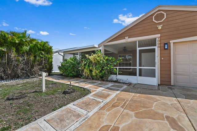 7898 Ridgewood Drive, Lake Worth, FL 33467
