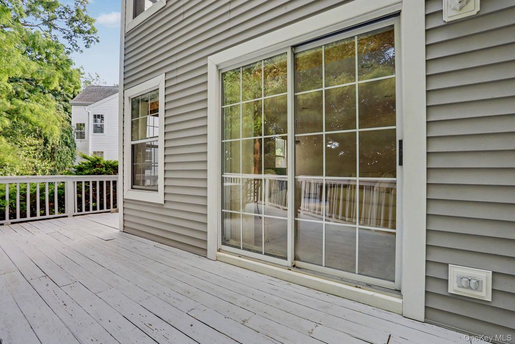 3176 Woodfield Court, Yorktown Heights, NY 10598 — photo 3