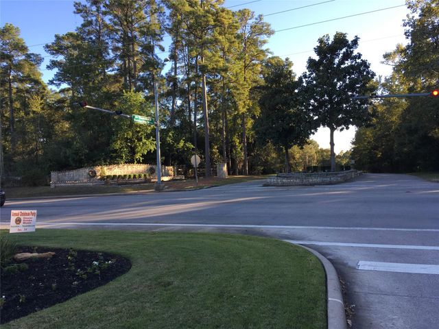 1930 Autumn Ridge Drive Drive, Conroe, TX 77304