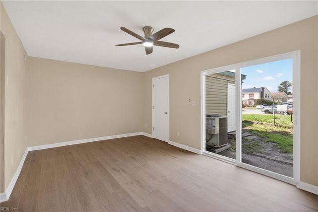 614 Harbour DR N, Chesapeake, VA 23320