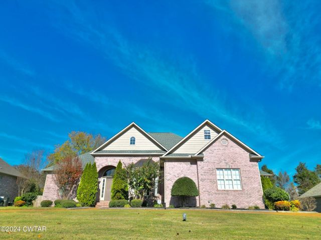 97 Wrights Mill Dr, Jackson, TN 38305