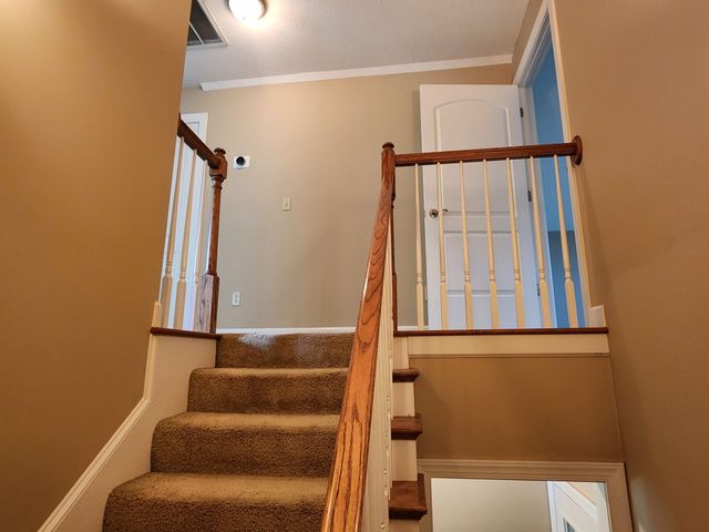 97 Wrights Mill Dr, Jackson, TN 38305