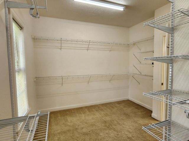 97 Wrights Mill Dr, Jackson, TN 38305