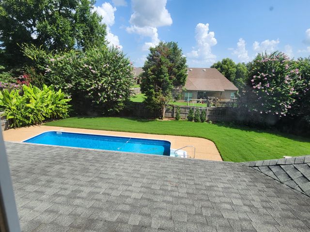 97 Wrights Mill Dr, Jackson, TN 38305