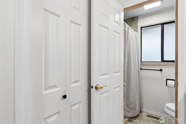 4109 Highline Drive SE, Olympia, WA 98501