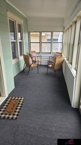 3915 N 25 Street, Omaha, NE 68111