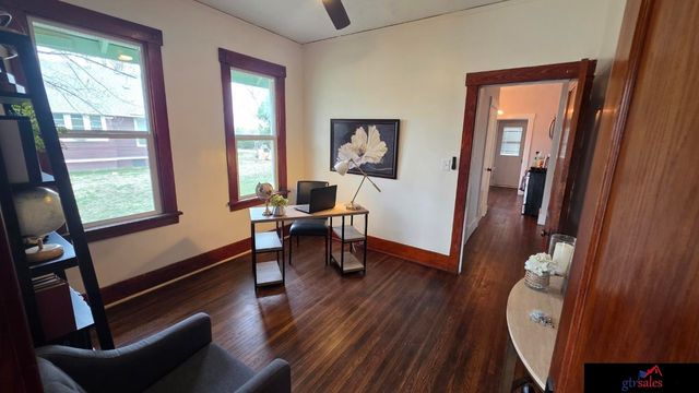 3915 N 25 Street, Omaha, NE 68111