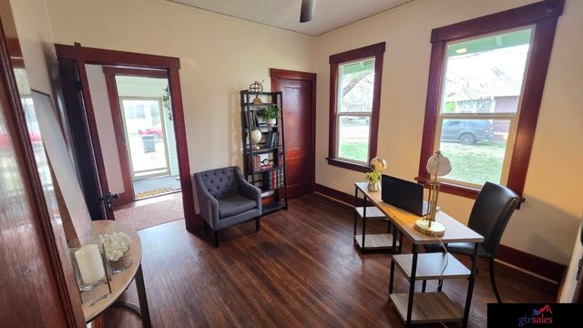 3915 N 25 Street, Omaha, NE 68111