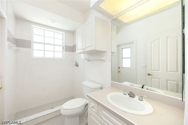 11223 Phoenix WAY, Naples, FL 34119