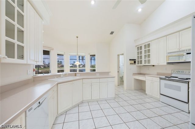 11223 Phoenix WAY, Naples, FL 34119