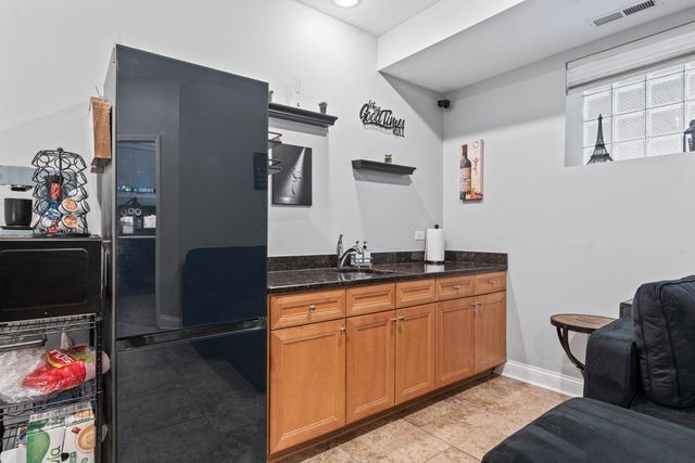 3106 S Wells Street 1, Chicago, IL 60616