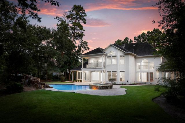 39 W Bracebridge Circle, The Woodlands, TX 77382