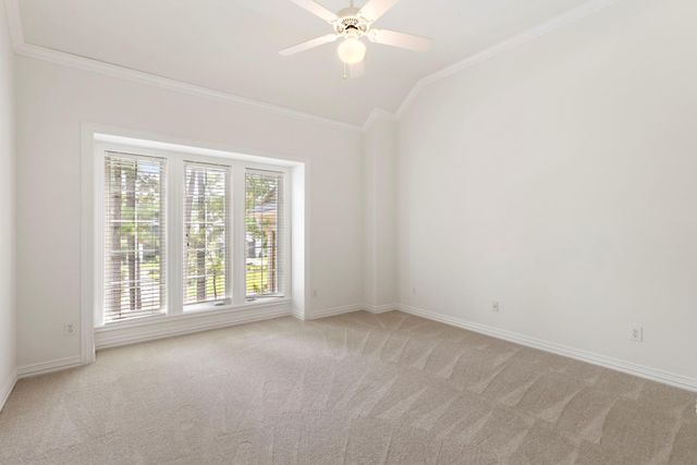 39 W Bracebridge Circle, The Woodlands, TX 77382