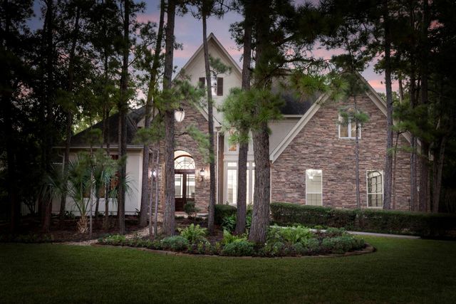 39 W Bracebridge Circle, The Woodlands, TX 77382