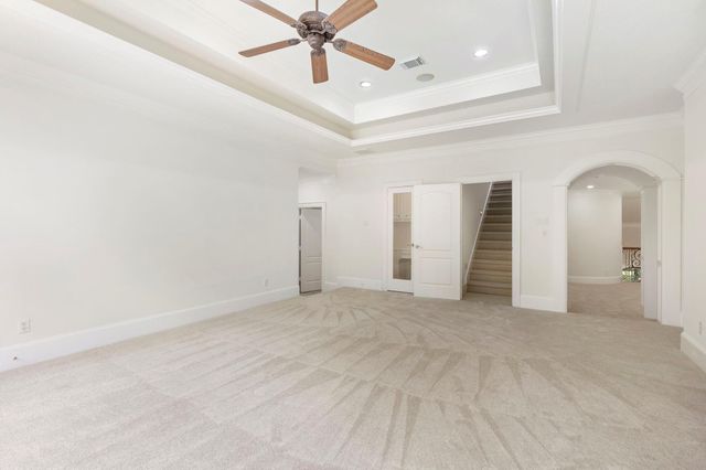 39 W Bracebridge Circle, The Woodlands, TX 77382
