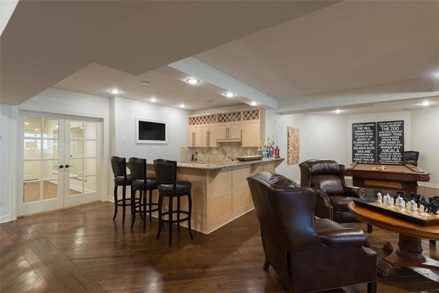 11125 Brookwood Street, Leawood, KS 66211