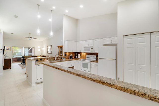 8063 Dolomtian Way, Boynton Beach, FL 33472