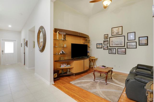 8063 Dolomtian Way, Boynton Beach, FL 33472
