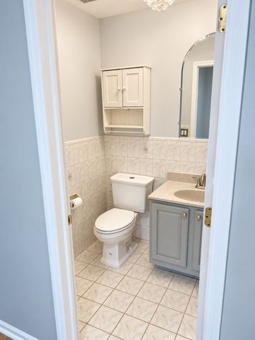 26 Rutgers Avenue, Colonia, NJ 07067