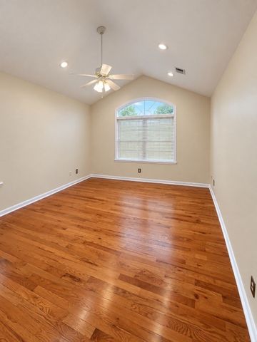 26 Rutgers Avenue, Colonia, NJ 07067