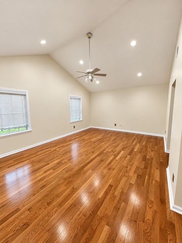 26 Rutgers Avenue, Colonia, NJ 07067