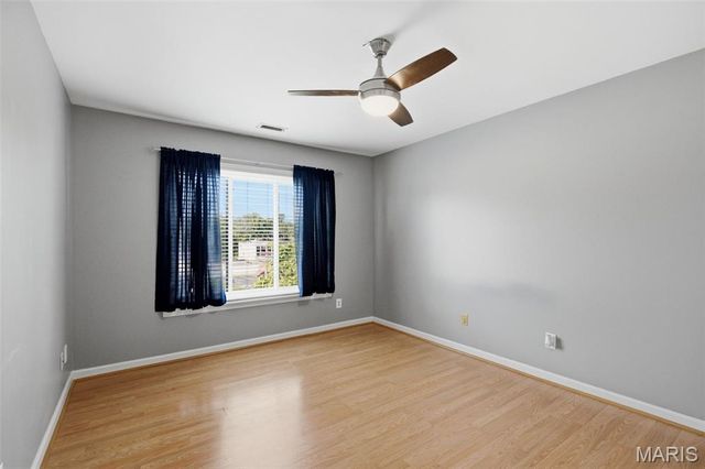 1030 N Harrison Avenue 404, St Louis, MO 63122