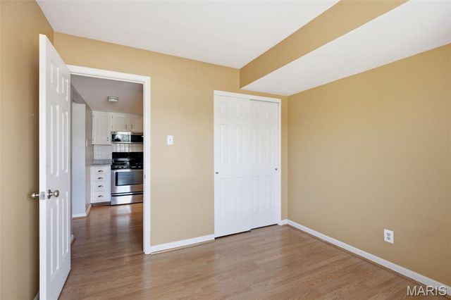1030 N Harrison Avenue 404, St Louis, MO 63122