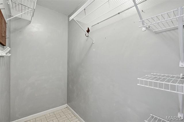 1030 N Harrison Avenue 404, St Louis, MO 63122