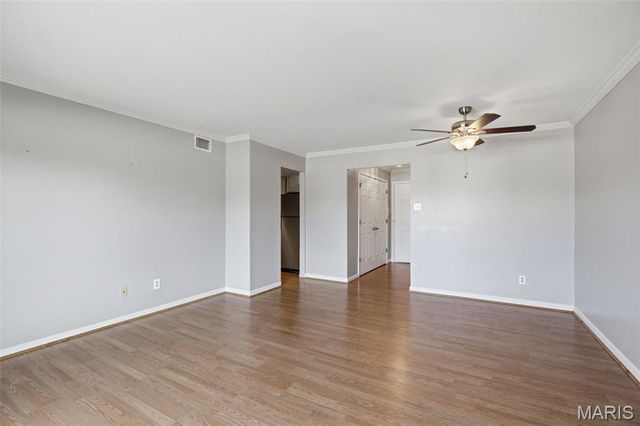 1030 N Harrison Avenue 404, St Louis, MO 63122