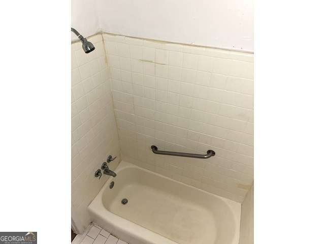 2740 Santa Barbara Drive NW, Atlanta, GA 30318