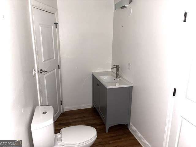 2740 Santa Barbara Drive NW, Atlanta, GA 30318