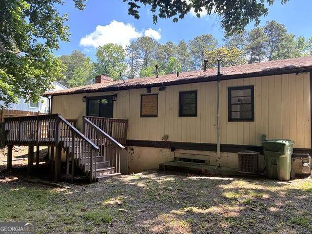 2740 Santa Barbara Drive NW, Atlanta, GA 30318