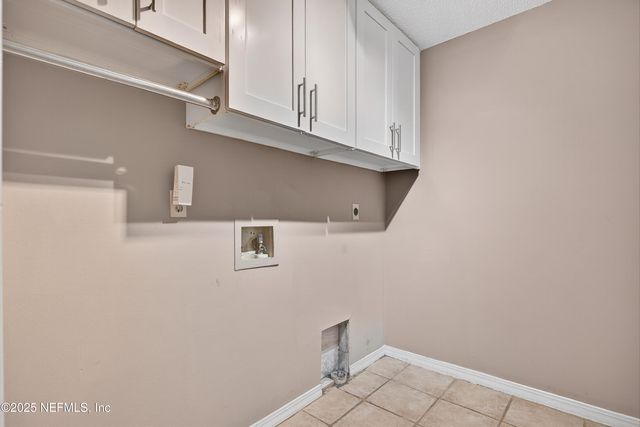 6819 MCMULLIN Street, Jacksonville, FL 32210