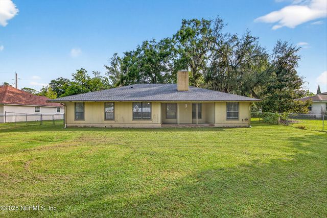 6819 MCMULLIN Street, Jacksonville, FL 32210