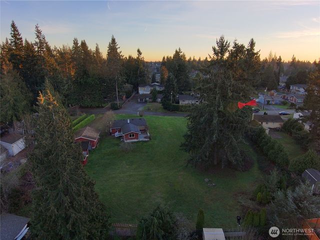 7707 203rd Street SW, Edmonds, WA 98026