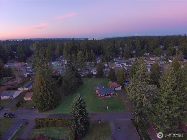 7707 203rd Street SW, Edmonds, WA 98026