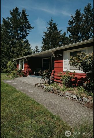 7707 203rd Street SW, Edmonds, WA 98026
