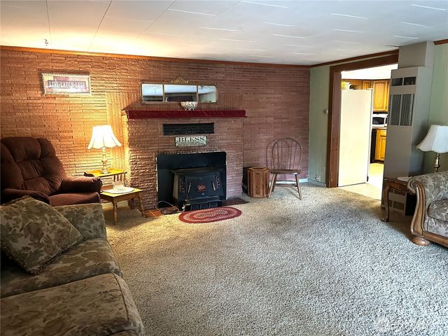 7707 203rd Street SW, Edmonds, WA 98026