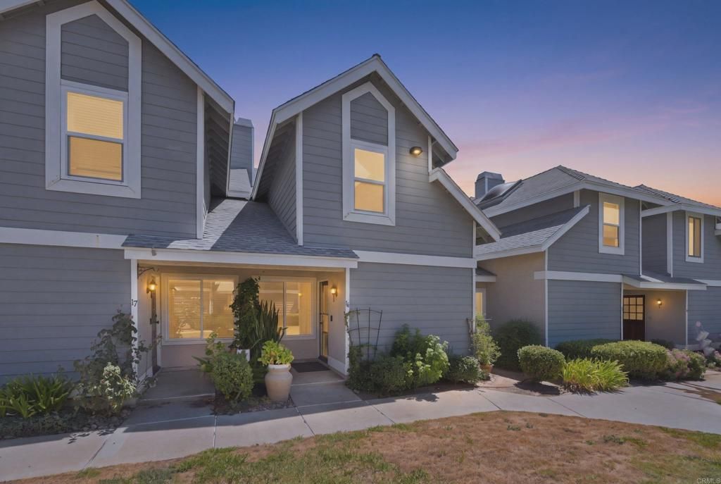 13230 Johannesberg Way 16, Poway, CA 92064 — exterior