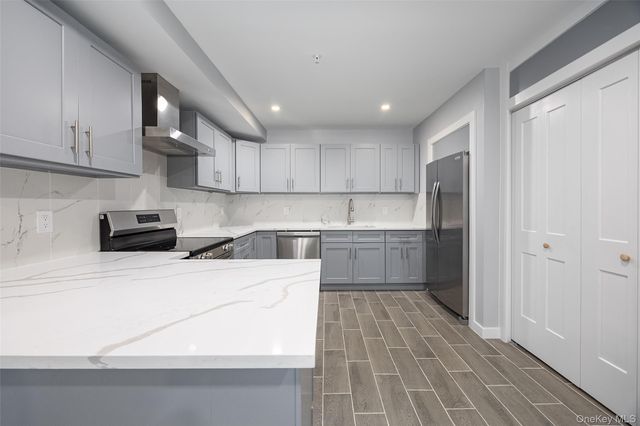 126 Innis Avenue 1-1, Poughkeepsie, NY 12601