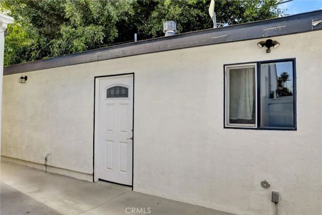 1185 Hauser Boulevard, Los Angeles, CA 90019