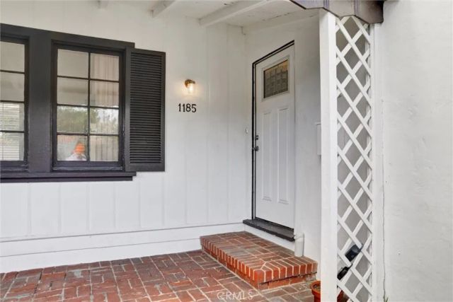 1185 Hauser Boulevard, Los Angeles, CA 90019