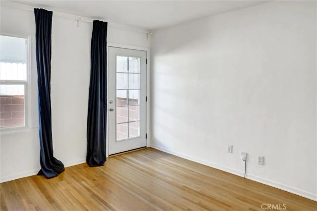 1185 Hauser Boulevard, Los Angeles, CA 90019