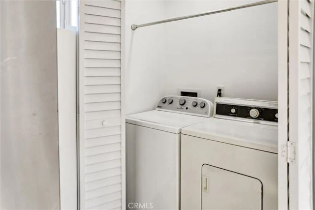 1185 Hauser Boulevard, Los Angeles, CA 90019